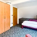 Hotel Smart 1 Bb1 214 *