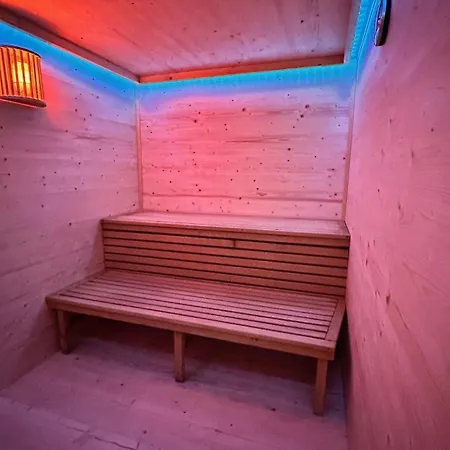 Hotel Smart 1 Bb1 214 *