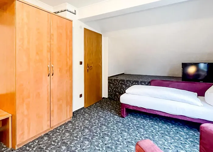 Hotel Smart 1 Bb1 214 *